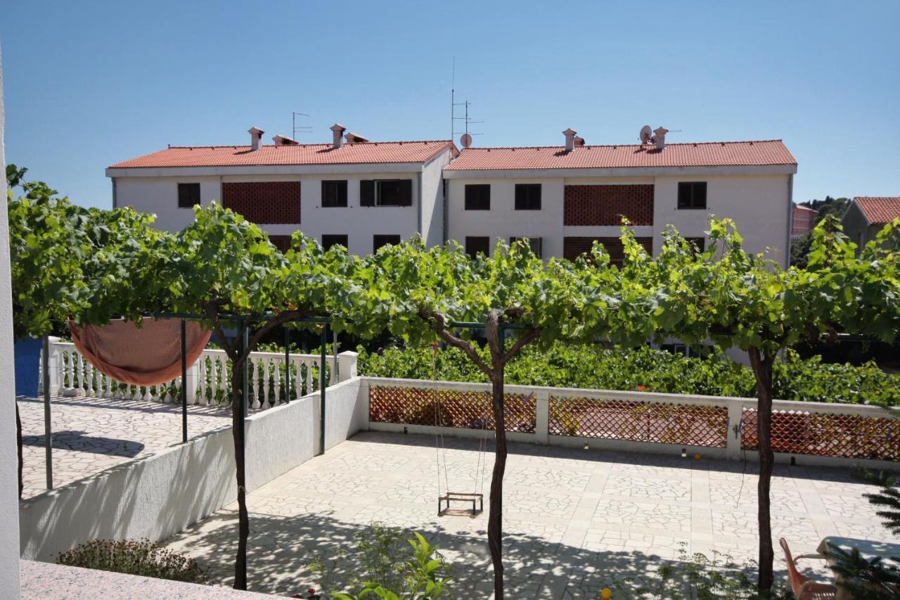 Apartments And Rooms With Parking Space Palit, Rab - 5061 מראה חיצוני תמונה