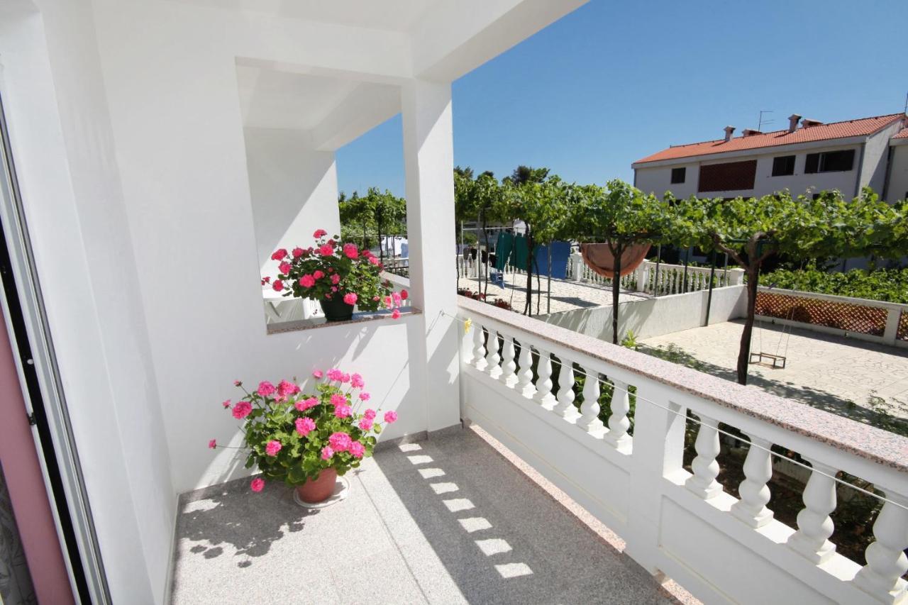 Apartments And Rooms With Parking Space Palit, Rab - 5061 מראה חיצוני תמונה